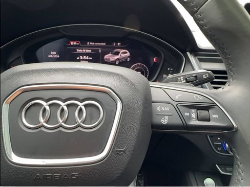 Used 2019 Audi Q5 Prestige w/ Prestige Package AWD/4WD image 41