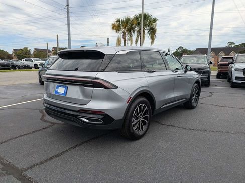 New 2026 Lincoln Nautilus Premier AWD/4WD image 4