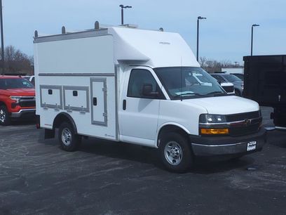 New 2025 Chevrolet Express 3500 w/ Power Convenience Package
