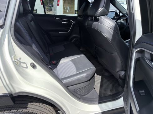 Used 2021 Toyota RAV4 XSE image 9