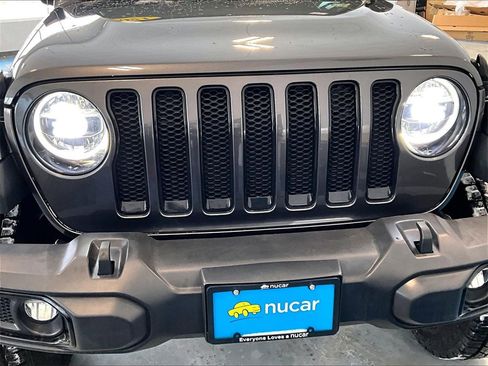 Used 2021 Jeep Wrangler Unlimited Sahara image 29