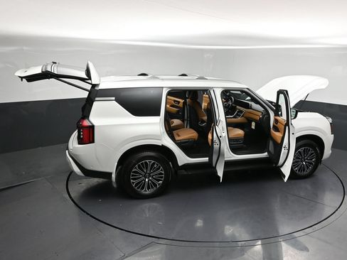 New 2026 Nissan Armada SL w/ Captain's Chari Seat Package AWD/4WD image 34