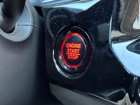 Certified 2022 Honda Civic Touring image 24