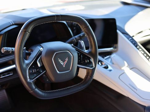 Used 2020 Chevrolet Corvette Stingray Preferred Cpe w/ 2LT Preferred Equipment Group image 16