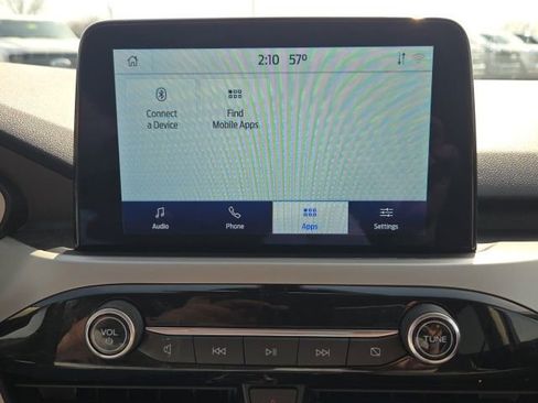 Used 2020 Ford Escape SE image 32