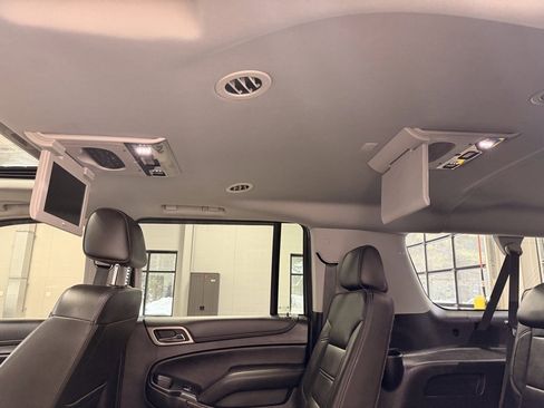 Used 2019 GMC Yukon XL Denali image 17