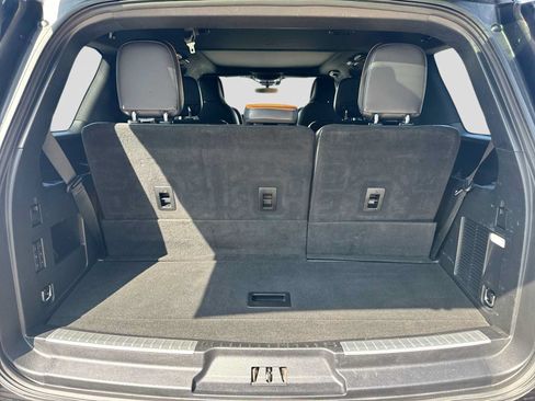 Used 2019 Lincoln Navigator Reserve AWD/4WD image 35