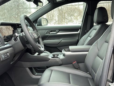 New 2026 GMC Terrain Elevation w/ Elevation Premium Package image 7