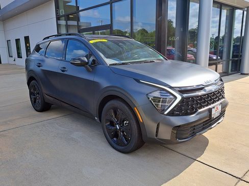 New 2025 Kia Sportage X-Line image 3
