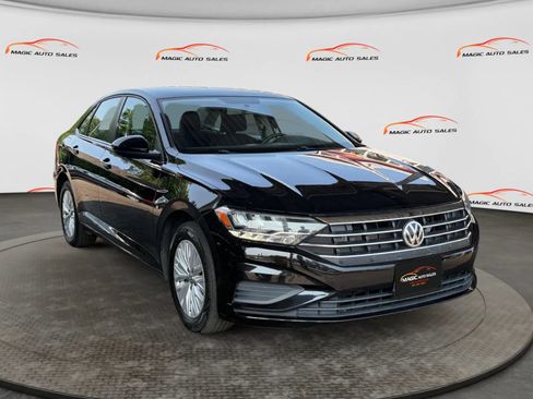 Used 2019 Volkswagen Jetta S w/ Driver Assistance Package FWD image 5