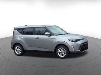 Used 2025 Kia Soul LX w/ LX Technology Package video 2