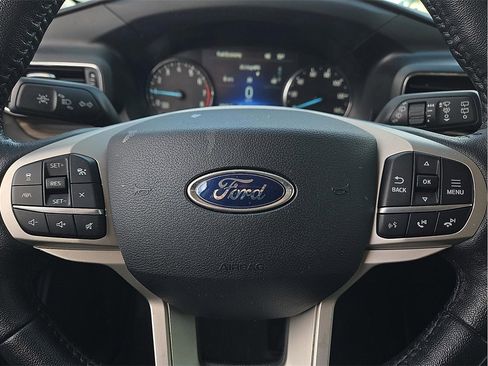 Used 2021 Ford Explorer Limited w/ Equipment Group 301A image 19
