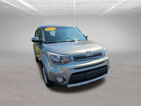 Used 2019 Kia Soul + FWD image 23