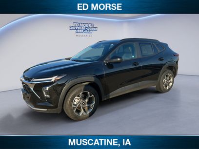 Used 2025 Chevrolet Trax LT