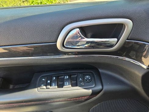 Used 2017 Jeep Grand Cherokee Trailhawk w/ Trailhawk Luxury Group image 15