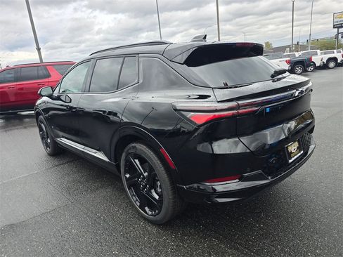 New 2026 Chevrolet Equinox EV RS image 6