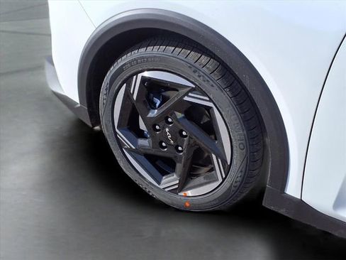 New 2026 Kia K4 EX image 15