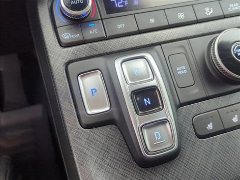 Used 2024 Hyundai Palisade Limited FWD image 22