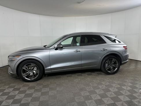 Used 2023 Genesis Electrified GV70 AWD/4WD image 6