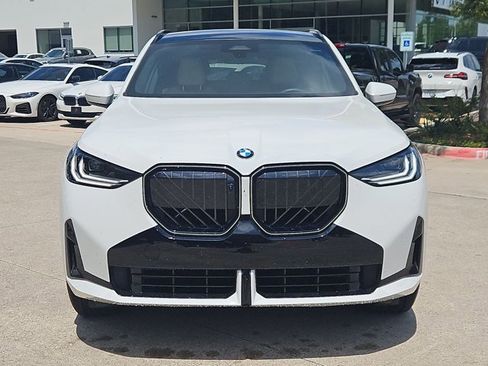 Used 2026 BMW X3 xDrive30 w/ Premium Package image 2