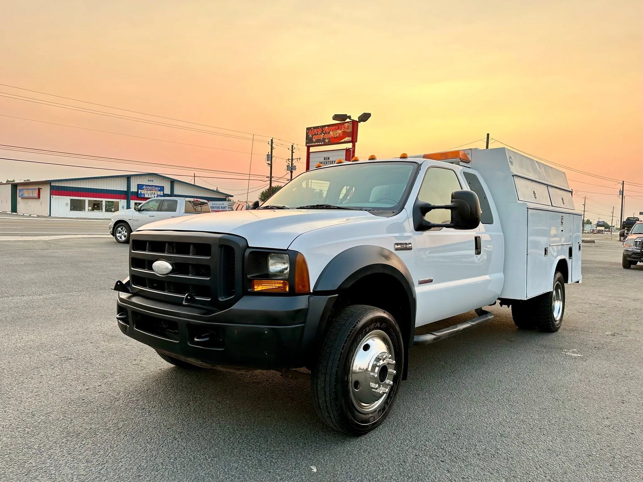 Used 2006 Ford F450 4x4 SuperCab Super Duty image 1