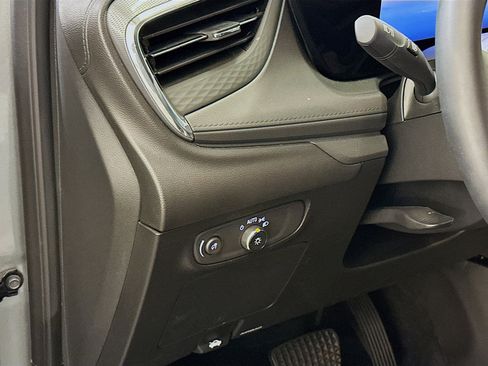 Used 2024 Buick Encore GX Preferred image 17