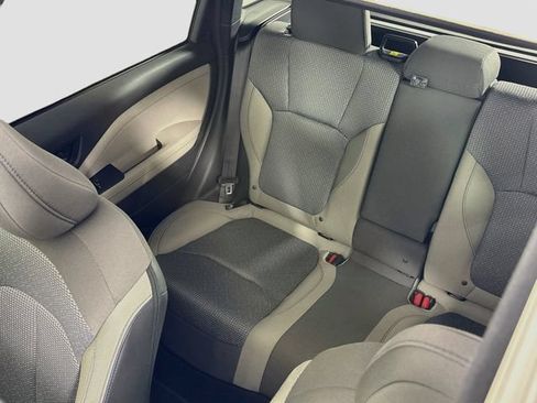 Certified 2025 Subaru Forester Premium AWD/4WD image 23