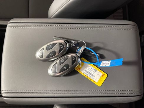 Used 2025 Hyundai Santa Fe XRT AWD/4WD image 26
