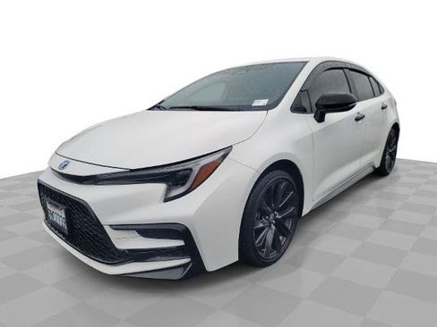 Used 2024 Toyota Corolla Hybrid Sedan image 1