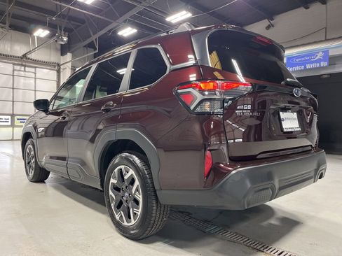 Used 2026 Subaru Forester Premium AWD/4WD image 6