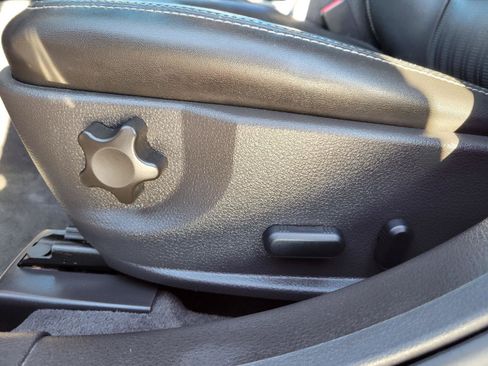 Used 2010 Ford Fusion Sport FWD image 10