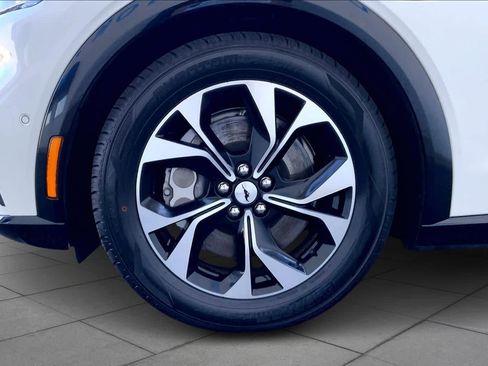 Certified 2021 Ford Mustang Mach-E Premium image 11