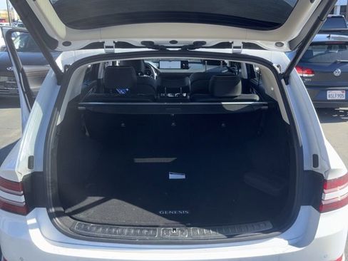 Used 2023 Genesis GV80 2.5T w/ Prestige 20" Package image 7