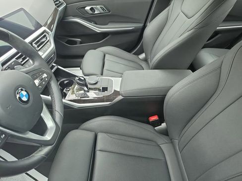 Used 2021 BMW 330i w/ Convenience Package image 10
