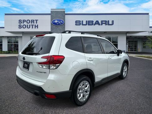 Used 2024 Subaru Forester AWD/4WD image 3