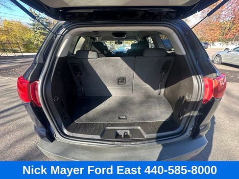 Used 2011 Chevrolet Traverse LT w/ Personal Connectivity Package image 9