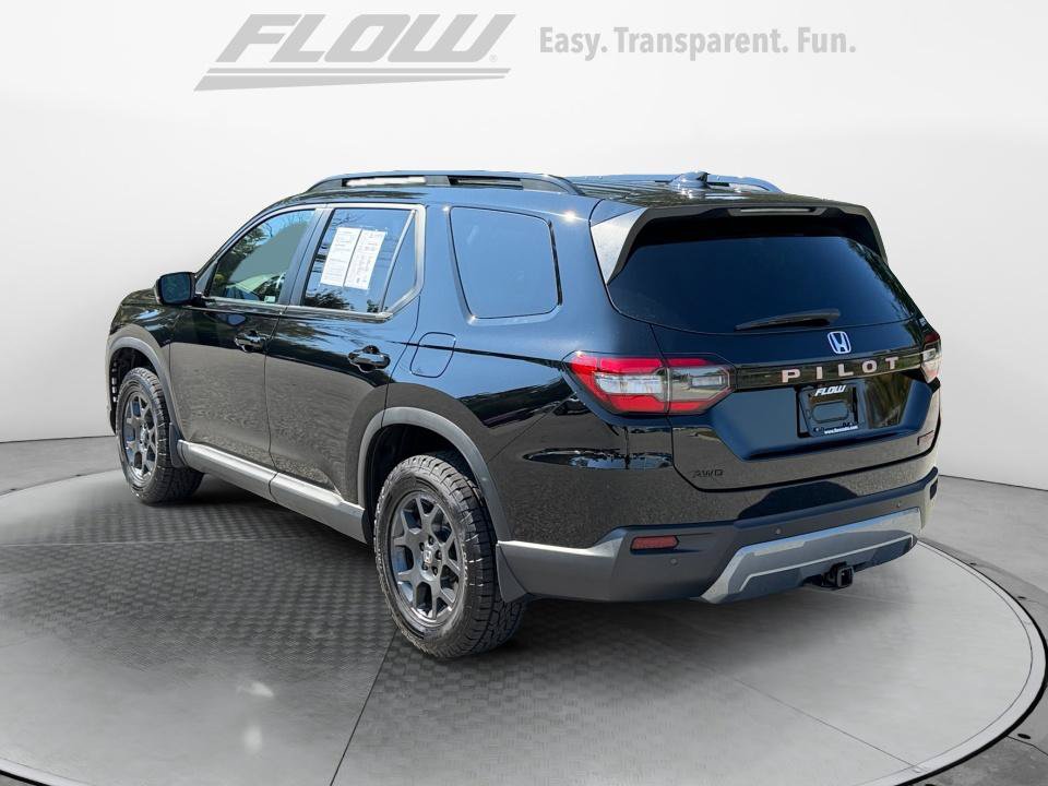 Certified 2026 Honda Pilot TrailSport image 6