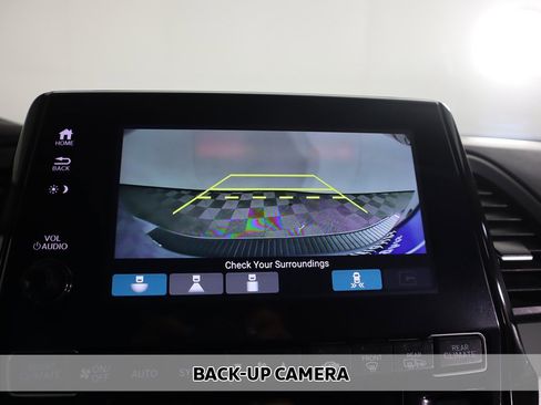 Used 2024 Honda Odyssey Touring image 8