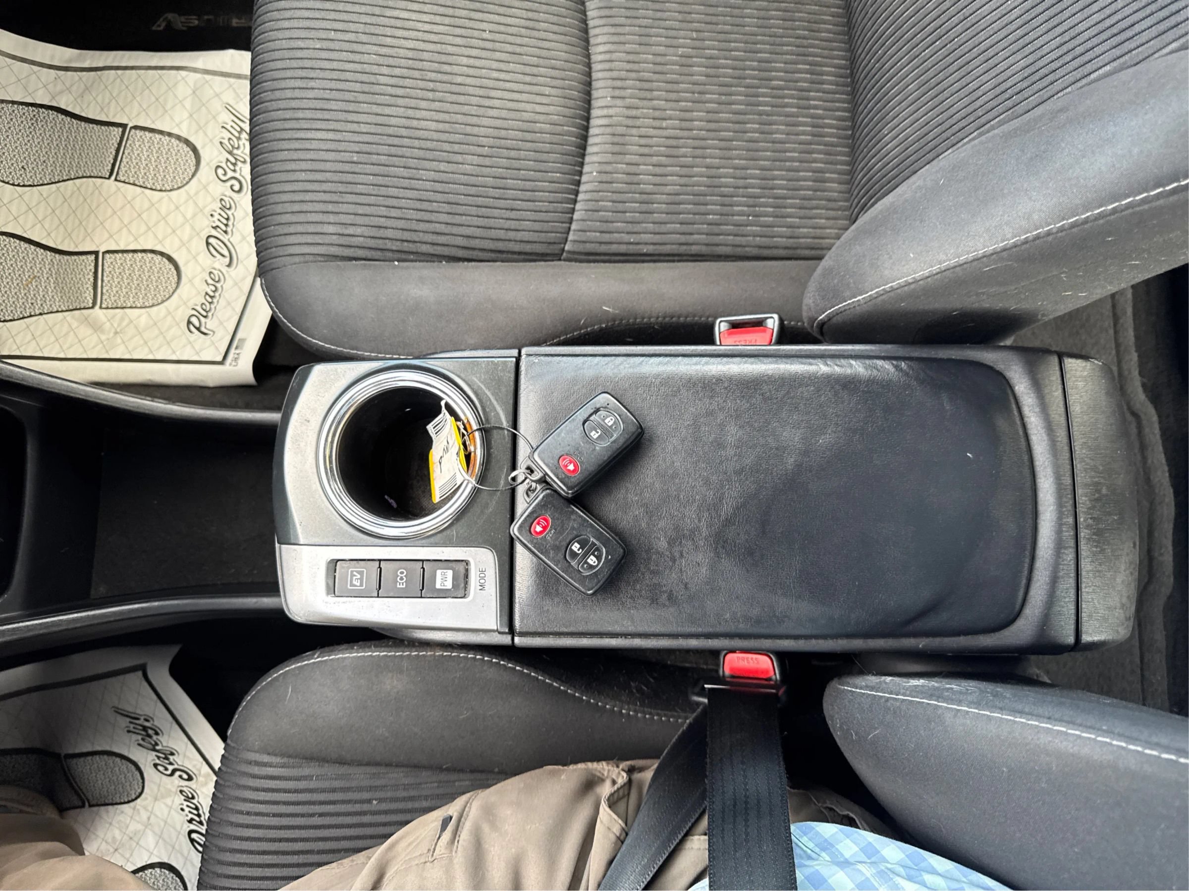 Used 2015 Toyota Prius V Three FWD image 20