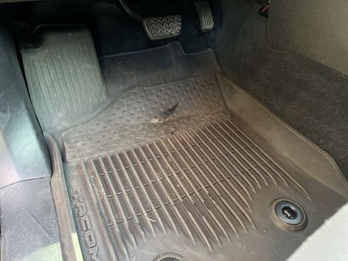 Used 2023 Toyota Tacoma SR image 17