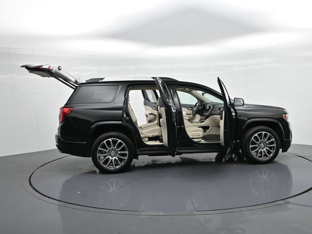 Used 2023 GMC Acadia Denali w/ Denali Ultimate Package AWD/4WD image 24