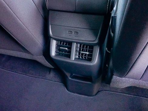 Used 2026 GMC Terrain Elevation w/ Technology Package II image 17