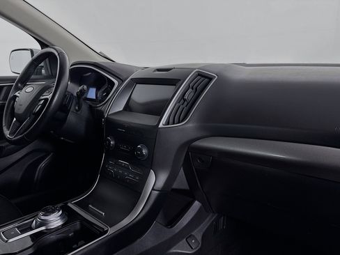 Used 2019 Ford Edge SEL w/ Cold Weather Package image 29