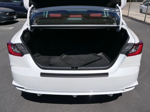 Used 2026 Toyota Camry XSE FWD image 22