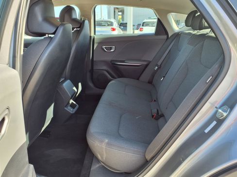 Used 2025 Kia K4 FWD image 25