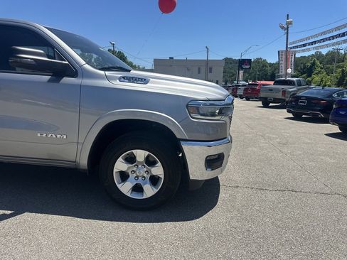 Used 2025 RAM 1500 Big Horn AWD/4WD image 2