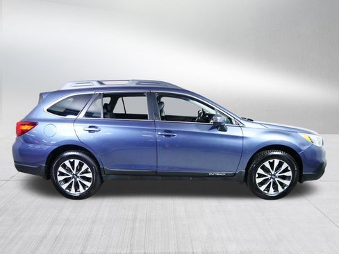 Used 2016 Subaru Outback 2.5i Limited image 8