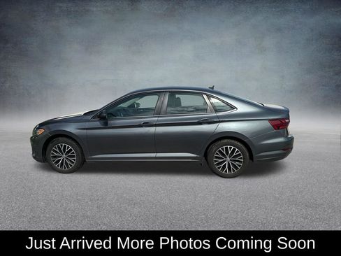 Used 2021 Volkswagen Jetta S w/ Driver Assistance Package FWD image 3