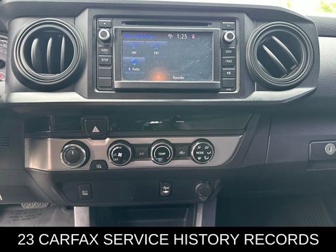 Used 2017 Toyota Tacoma SR AWD/4WD image 18