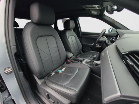 Used 2022 Audi Q3 2.0T Premium Plus w/ Premium Plus Package image 23